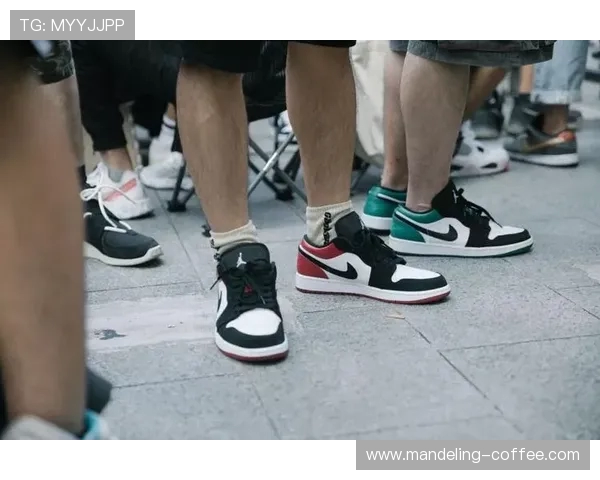 武汉滑板队的默契配合与技巧提升探讨之旅 武汉滑板队的默契配合与技巧提升探讨之旅