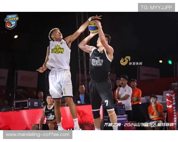 2016年广东与山东篮球对决回顾及精彩瞬间分析