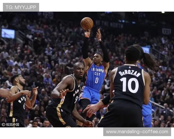 坎特：从篮球场上的巨星到社会运动的先锋，探索他的影响力与人生哲学