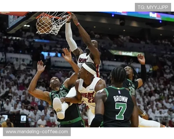 日本与美国篮球赛实时比分更新及精彩瞬间回顾