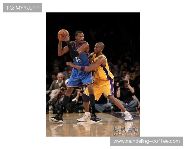 湖人对决篮网精彩回顾10月12日赛场上的激烈碰撞与精彩瞬间