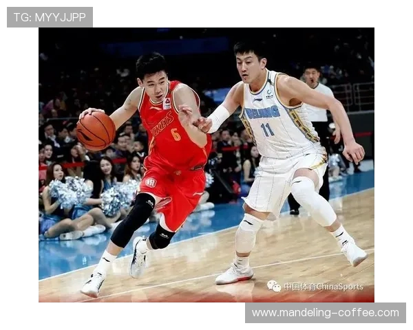 辽宁队与八一队常规赛对决精彩回顾与战术分析