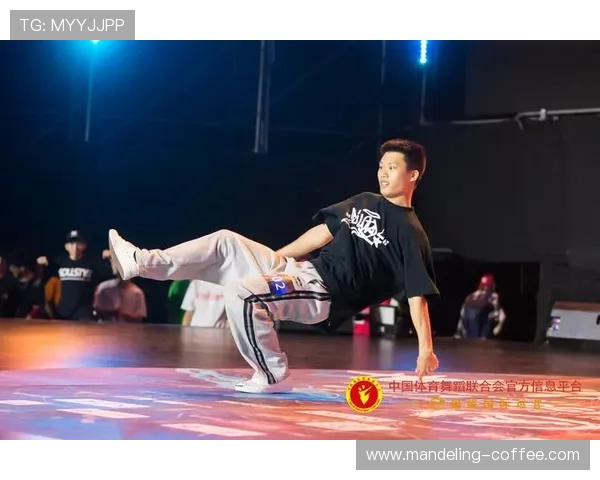 极限运动世界杯精彩回顾北京街舞队灵活性表现令人赞叹